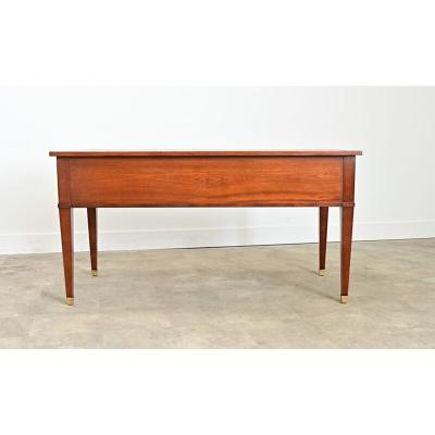 French 20th Century Mahogany and Leather top Desk