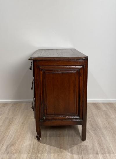 French 3 Drawer Commode Circa Early 18th Century
