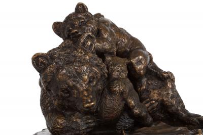 French Antique Bronze Sculpture Family of Bears by Delabrierre