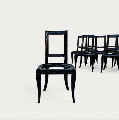 French Art Deco Set of Eight Black Lacquered Dining Chairs 1920s