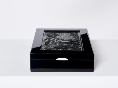 French Art Deco box black lacquer carved Jade stone 1930