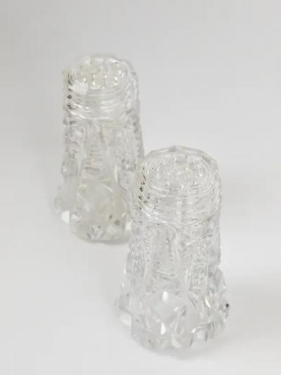 French Art Nouveau Salt Pepper Shakers Facetted Crystal Glass from the 1920s