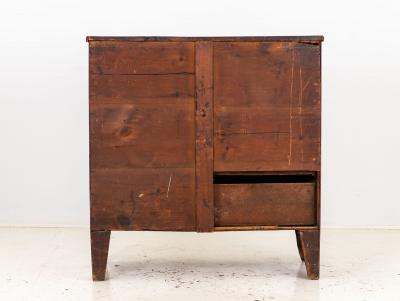 French Bowfront Chest of Drawers Late 19th Century