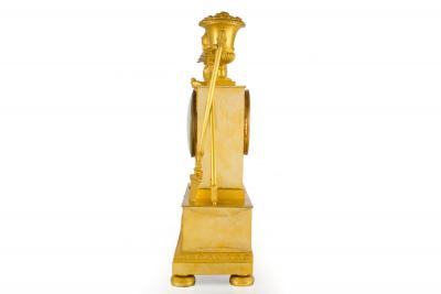 French Empire Period Ormolu Bronze Mantel Clock of Ceres circa 1815