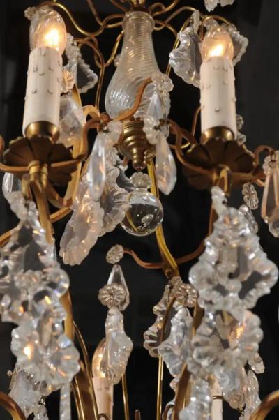French Late 19th Century Crystal 12 Light Chandelier with Brass Armature