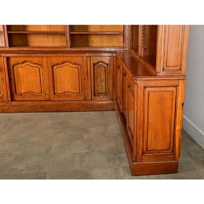 French Late 19th Century Oak Corner Bookcase