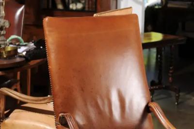 French Louis XIV Style Late 19th Century Beech Fauteuil with Leather Upholstery