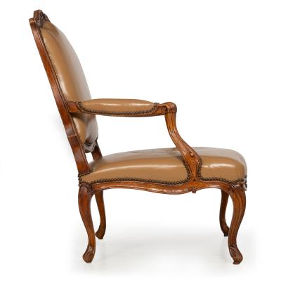 French Louis XV Period Carved Arm Chair Fauteuil circa late 18th century