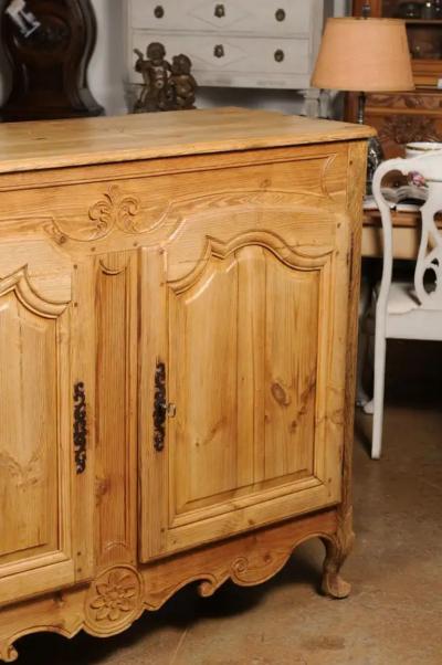 French Louis XV Style 1880s Wooden Buffet with Carved Apron and Molded Doors