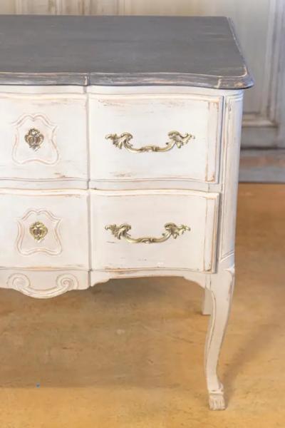 French Louis XV Style 1910s Grey Painted Commode with Bronze Rococo Hardware