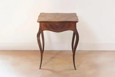 French Louis XV Style 19th Century Marquetry Dressing Table with Floral Motifs