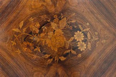 French Louis XV Style 19th Century Marquetry Dressing Table with Floral Motifs
