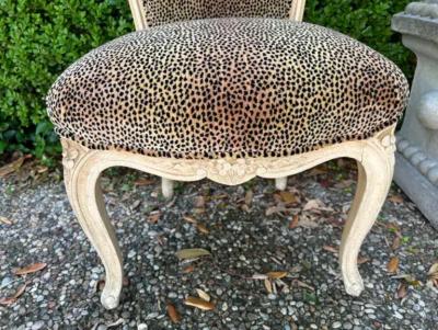 French Louis XV Style Vanity Chair