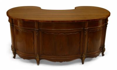 French Louis XV Walnut Kidney Kneehole Desk
