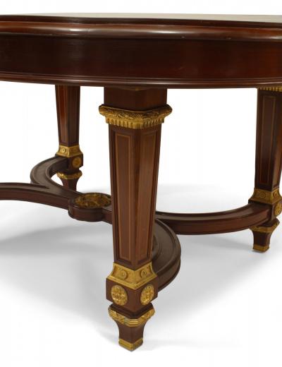 French Louis XVI Mahogany Oval Dining Table