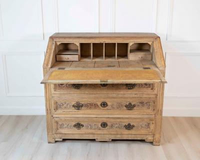 French Louis XVI Period Carved Oak Slant Front Secretary Desk Li ge Late 18th