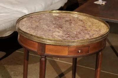 French Louis XVI Style 1890s Bouillotte Table with Marble Top and Brass Gallery