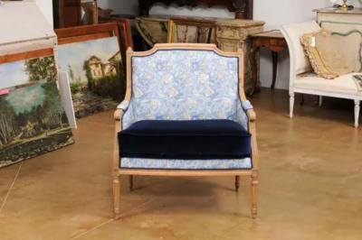 French Louis XVI Style 19th Century Bleached Walnut Marquise Berg re Chair