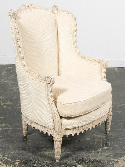 French Louis XVI Style Berg re Armchair with Silk Velvet Upholstery