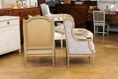 French Louis XVI Style Berg res Oreilles with Carved Motifs and Upholstery