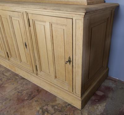 French Notary Cabinet