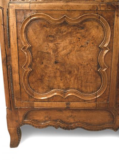 French Provincial Louis XV 18th Cent Walnut Commode
