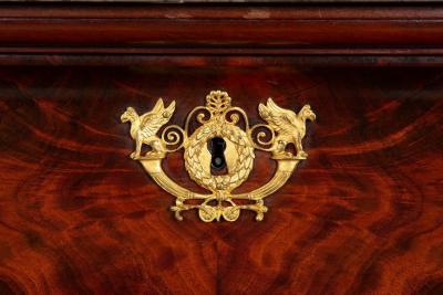 French Restauration Antique Mahogany Cylinder Roll Top Desk circa 1830