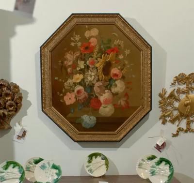 French Restauration Period 1820s Framed Octagonal Painting Depicting a Bouquet