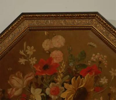 French Restauration Period 1820s Framed Octagonal Painting Depicting a Bouquet