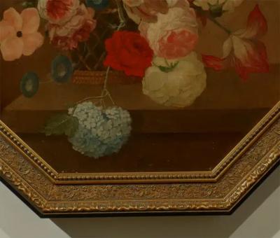 French Restauration Period 1820s Framed Octagonal Painting Depicting a Bouquet
