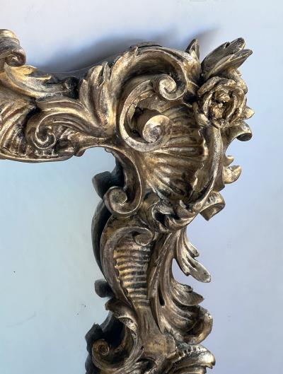 French Rococo Style Carved Giltwood Mirror