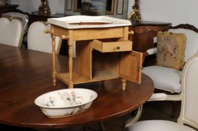 French Sarreguemines Late 19th Century Miniature Sink with Pastoral Scenes