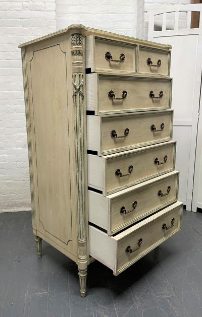 French Style Louis XIV Painted Chest