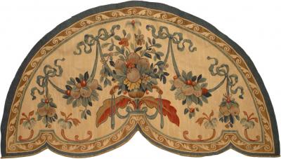 French Victorian Beige Aubusson Valance Panel