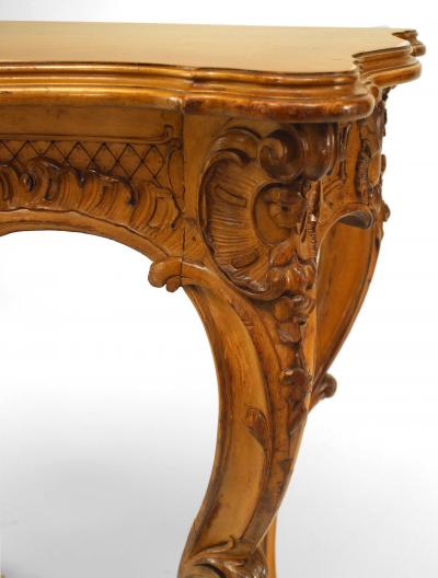 French Victorian Maple End Table
