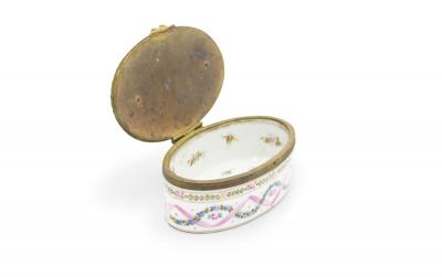 French Victorian Porcelain Box