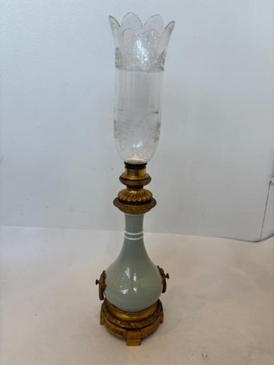 French Victorian Porcelain Oil Lamp with Gilt Mounts