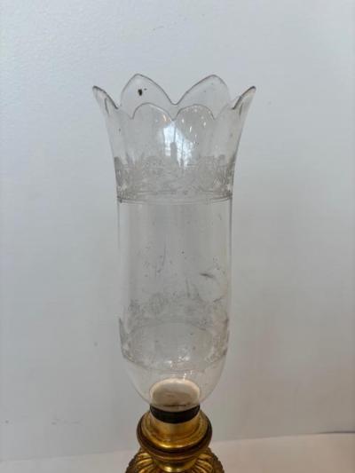 French Victorian Porcelain Oil Lamp with Gilt Mounts