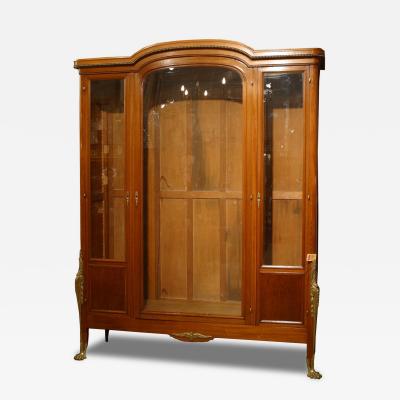 French Victorian Walnut Bookcase