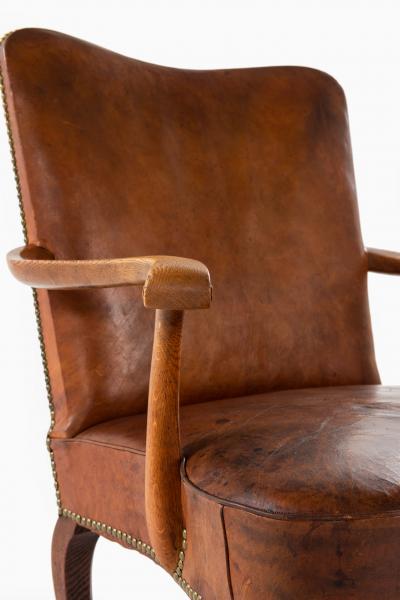 Frits Henningsen Armchair Produced by Cabinetmaker Frits Henningsen