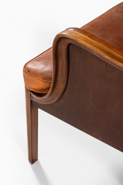 Frits Henningsen Easy Chair Produced by Cabinetmaker Frits Henningsen