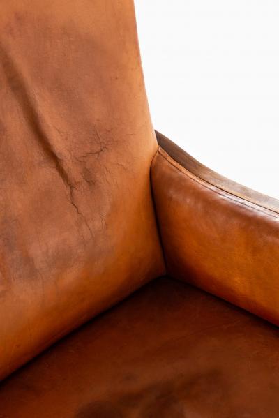 Frits Henningsen Easy Chair Produced by Cabinetmaker Frits Henningsen