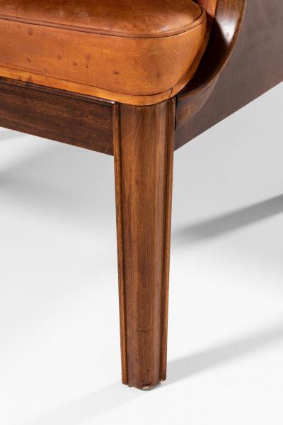 Frits Henningsen Easy Chair Produced by Cabinetmaker Frits Henningsen