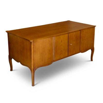 Frits Henningsen Elegant Kneehole Desk in an Organic Louis XV Style in Oak by Frits Henningsen