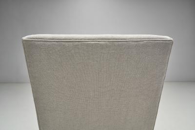 Frits Henningsen Frits Henningsen Easy Chairs with Fluted Legs Denmark 1940s
