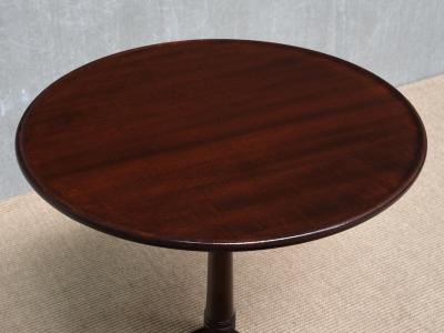 Frits Henningsen Frits Henningsen Three Legged Side Table in Mahogany Denmark 1940s