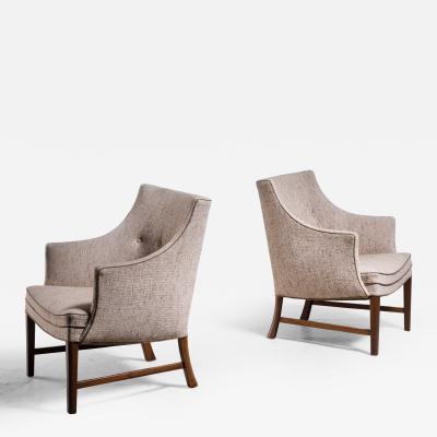 Frits Henningsen Pair of Frits Henningsen chairs