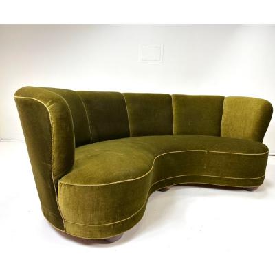 Fritz Hansen 1940s Danish Curved Sofa