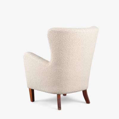 Fritz Hansen Danish Wing Chair in the Style of Fritz Hansen in Faux Shearling Boucl 