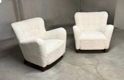Fritz Hansen Fritz Hansen Model 1669 Pair of Easy Chairs Denmark 1940s